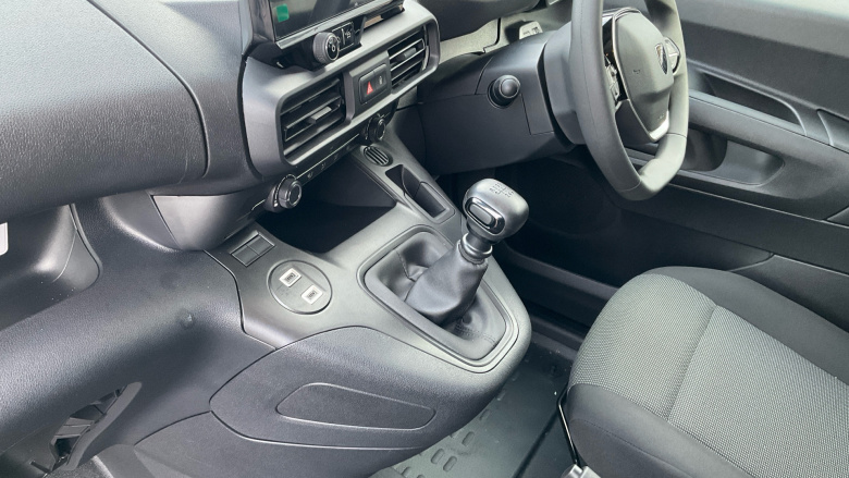 Peugeot Partner Long Diesel 1.5 BlueHDi 100 Professional Crew Van